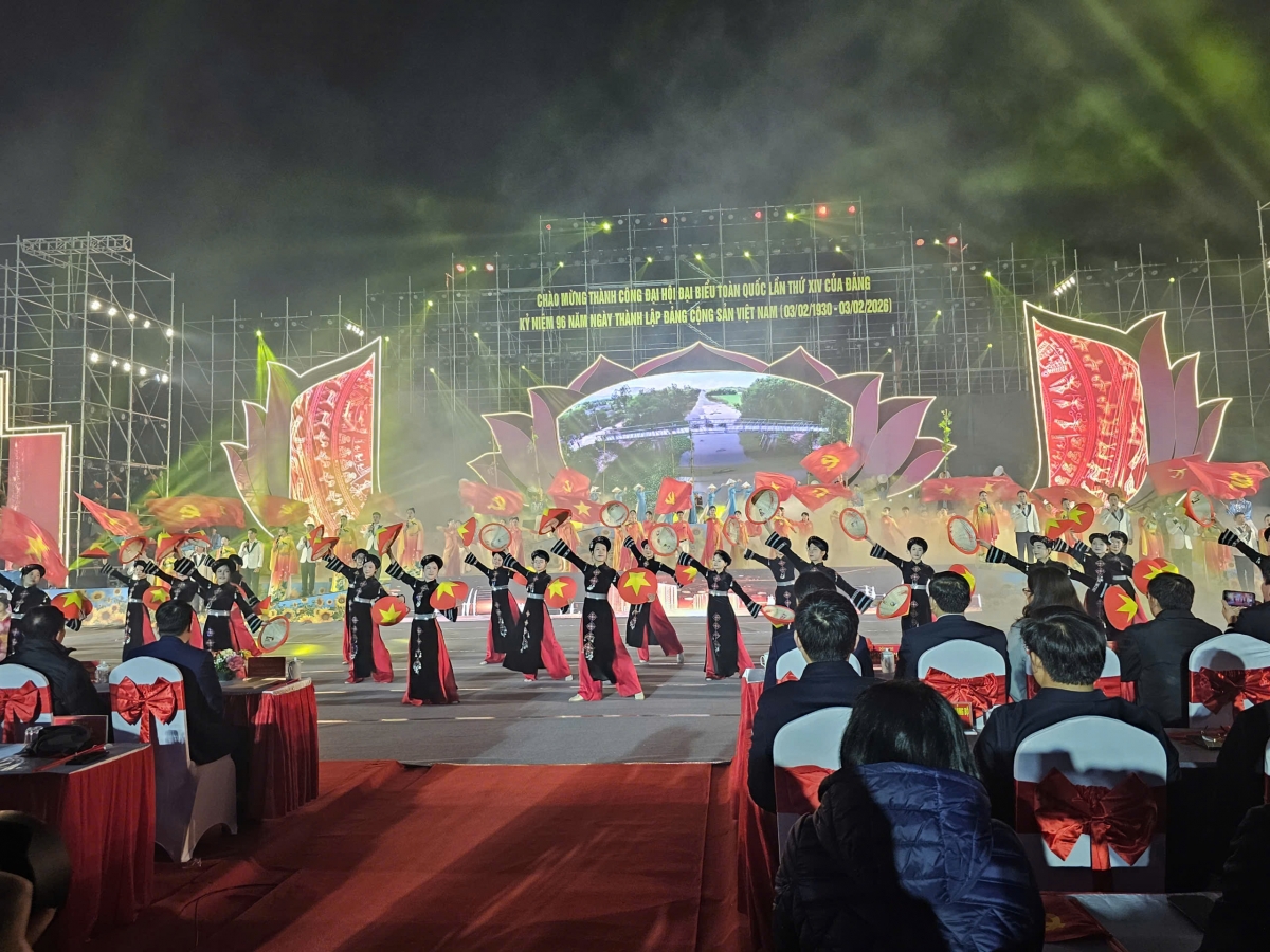 Lào Cai: Mãn nhãn Chương trình nghệ thuật chào mừng thành công Đại hội đại biểu toàn quốc lần thứ XIV của Đảng