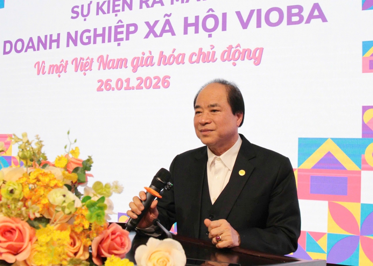 T.S Trương Xuân Cừ, Phó Chủ tịch Thường trực Trung ương Hội NCT Việt Nam phát biểu tại Lễ ra mắt