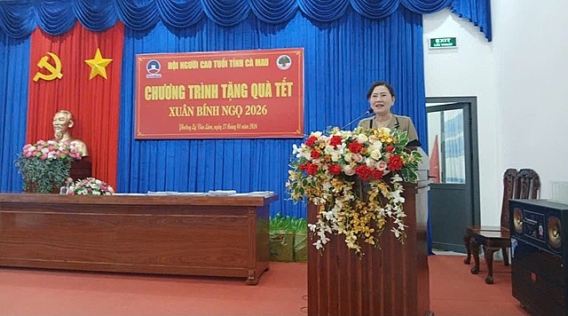 Bà Lê Hồng Thu, Phó Chủ tịch Hội Người cao tuổi tỉnh Cà Mau  gửi lời chúc mừng năm mới đến hội viên người cao tuổi có hoàn cảnh khó khăn dịp Tết Nguyên đán Bính Ngọ 2026.