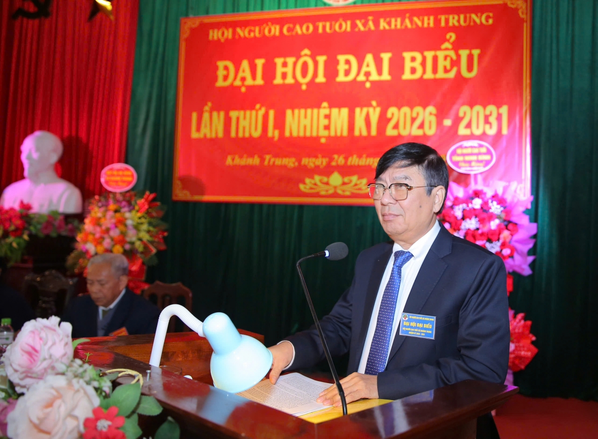 Ông Nguyễn Ngọc Hà, Chủ tịch Hội NCT tỉnh Ninh Bình phát biểu tại Đại hội