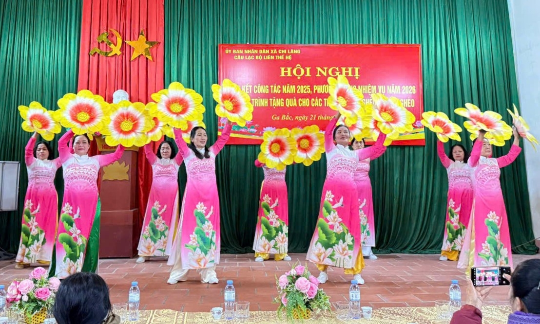 Khi cộng đồng trở thành điểm tựa của tuổi già