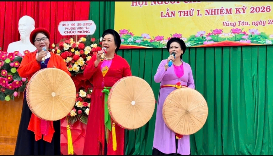 Các tiết mục văn nghệ của NCT tại Đại hội