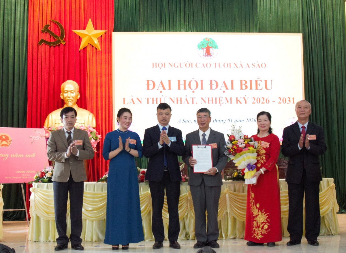  Xã Thái Thụy, tỉnh Hưng Yên tổ chức thành công Đại hội điểm Hội NCT Trao Quyết định sáp nhập, thành lập Hội NCT xã A Sào