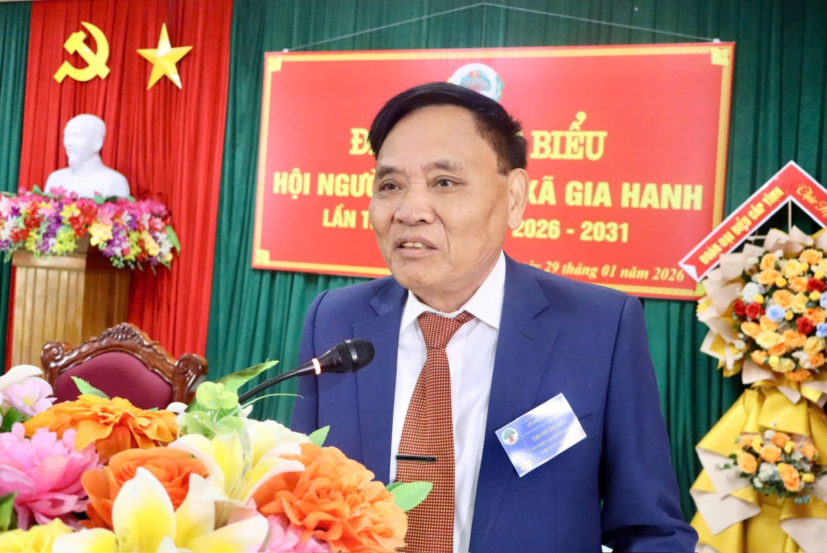 Đồng chí Thái Sinh - Chủ tịch Hội NCT tỉnh Hà Tĩnh phát biểu chỉ đạo tại Đại hội