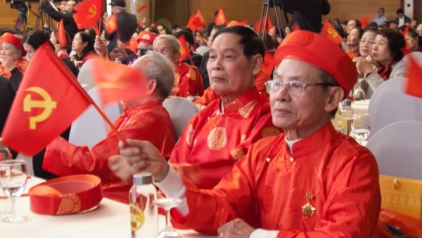 Người cao tuổi Việt Nam gửi trọn niềm tin vào Đảng