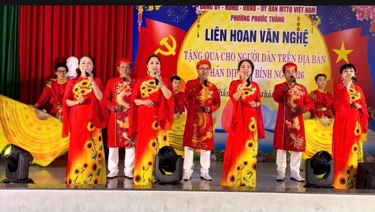 Các tiết mục văn nghệ tại chương trình