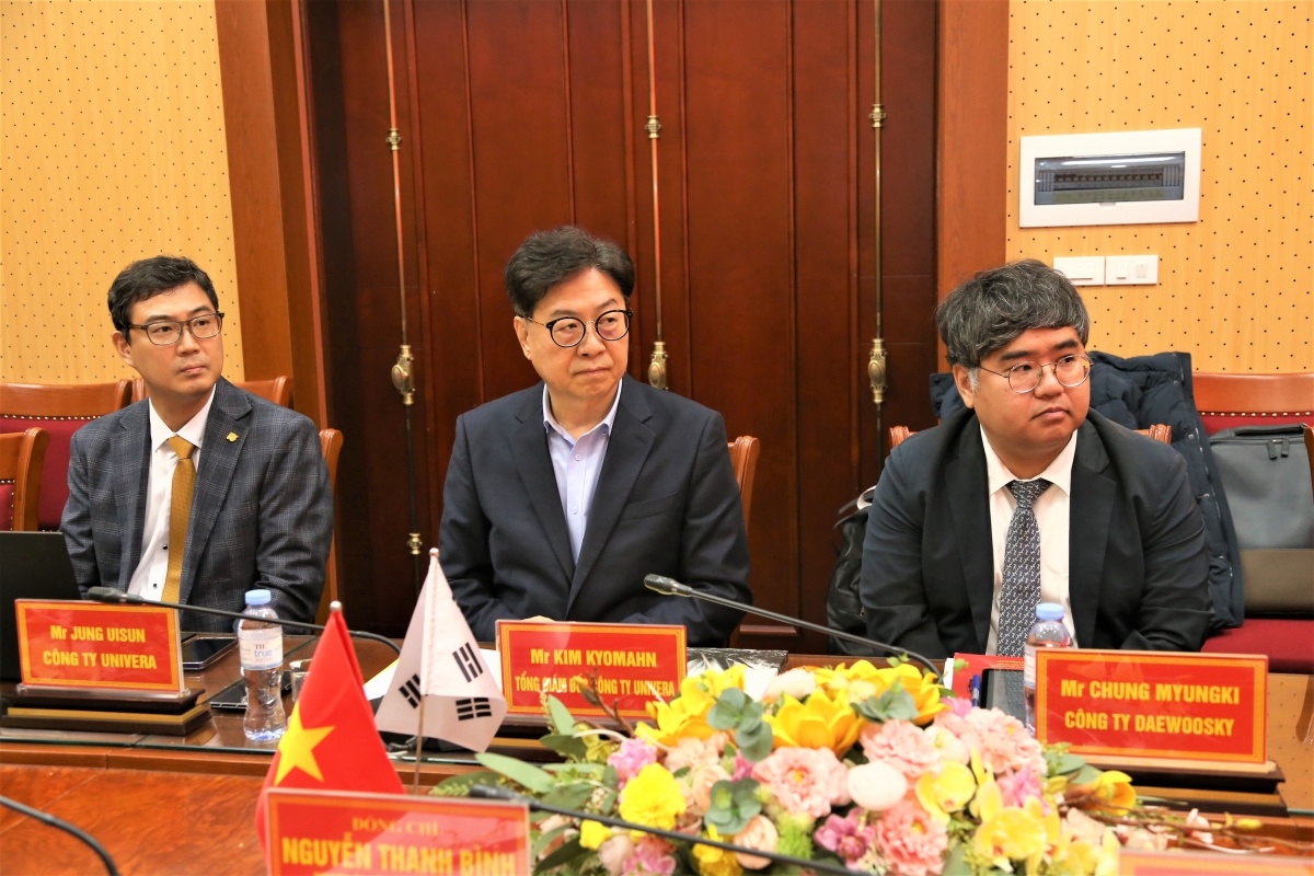 Các đại biểu Hàn Quốc tham dự buổi lễ