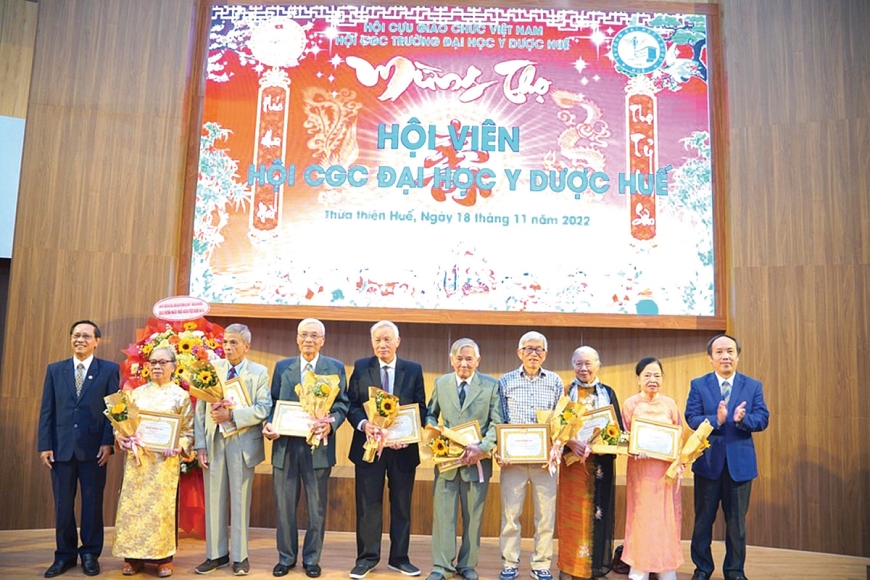 Mái nhà nghĩa tình của những Thầy, Cô từng đứng trên bục giảng