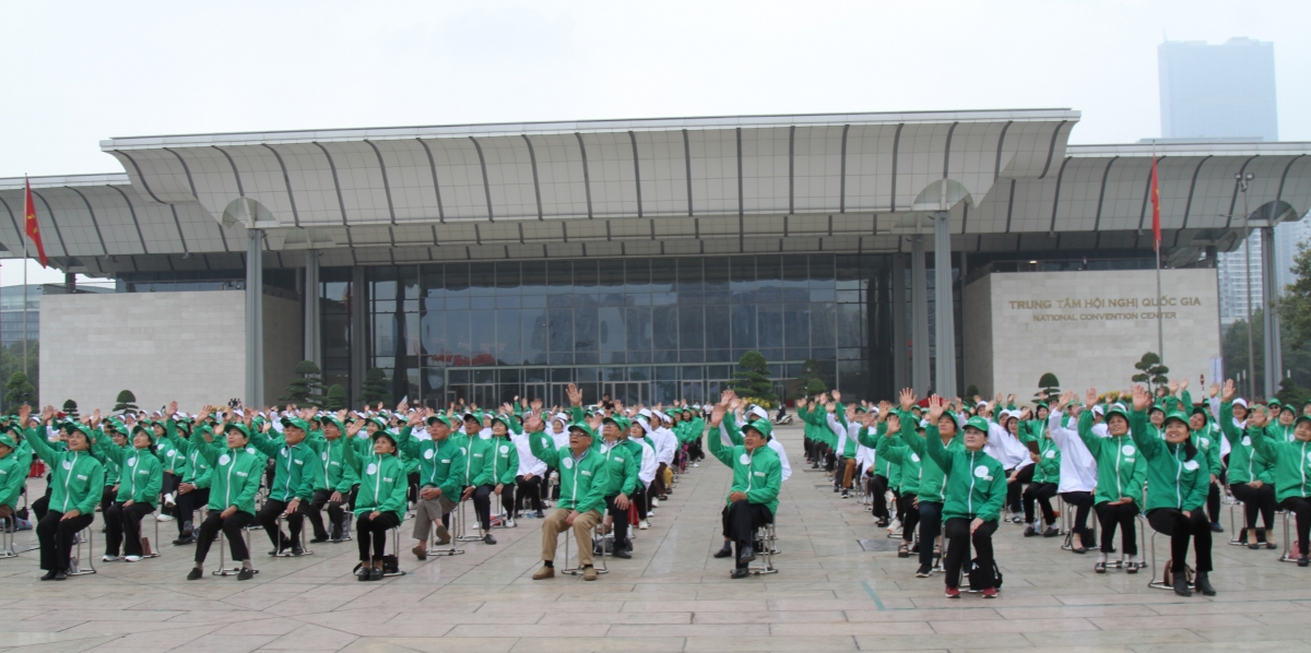 Lan tỏa thông điệp “Lá phổi xanh” vì sức khỏe hô hấp người cao tuổi Thủ đô