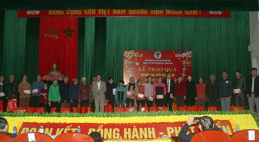 Tết ấm với NCT khó khăn ở Thanh Hóa