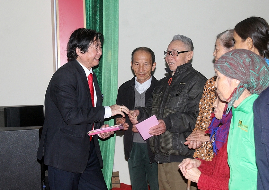 Tết ấm với NCT khó khăn ở Thanh Hóa