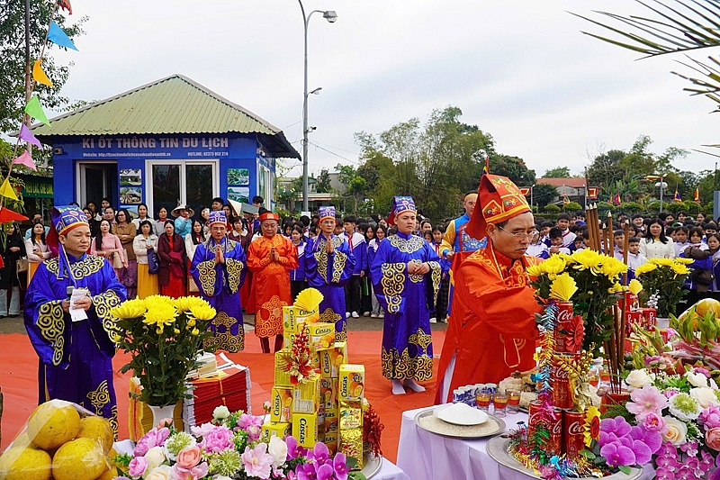 Tái hiện lễ thượng nêu, thi rung chuông vàng tại Di sản Thành nhà Hồ