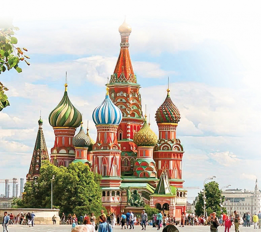 Nhà thờ Thánh Basil với kiến trúc rực rỡ đầy ấn tượng. 