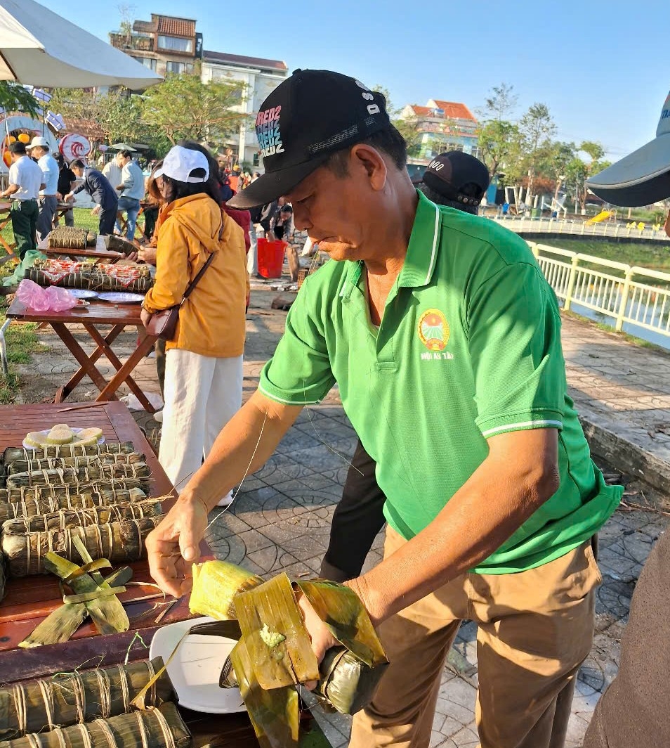 Phường Hội An Tây, TP Đà Nẵng: Lan tỏa nghĩa tình, chia sẻ yêu thương với NCT