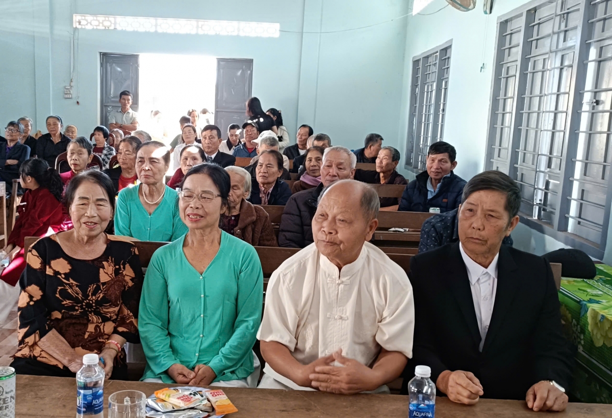 Quang cảnh Lễ mừng thọ của thôn Nam Hoà.