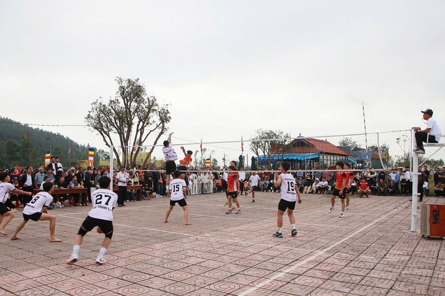 Chương trình thu hút đông đảo người dân tham gia.