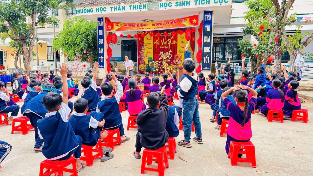 Các hoạt động vui Xuân Bính Ngọ của học sinh người đồng bào dân tộc Raglai