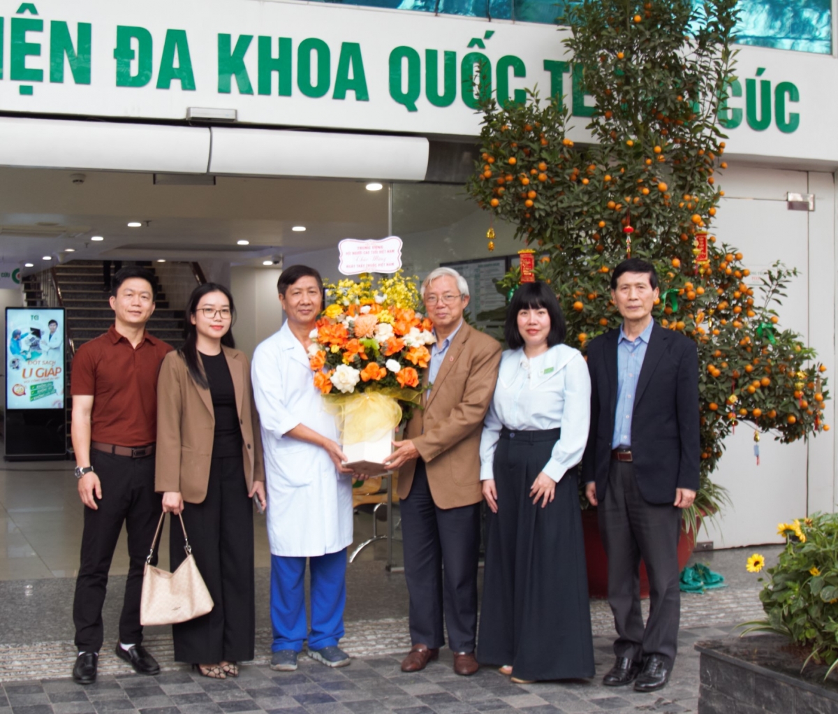 Nâng cao sức khỏe Nhân dân, nhất là người cao tuổi trong kỷ nguyên mới