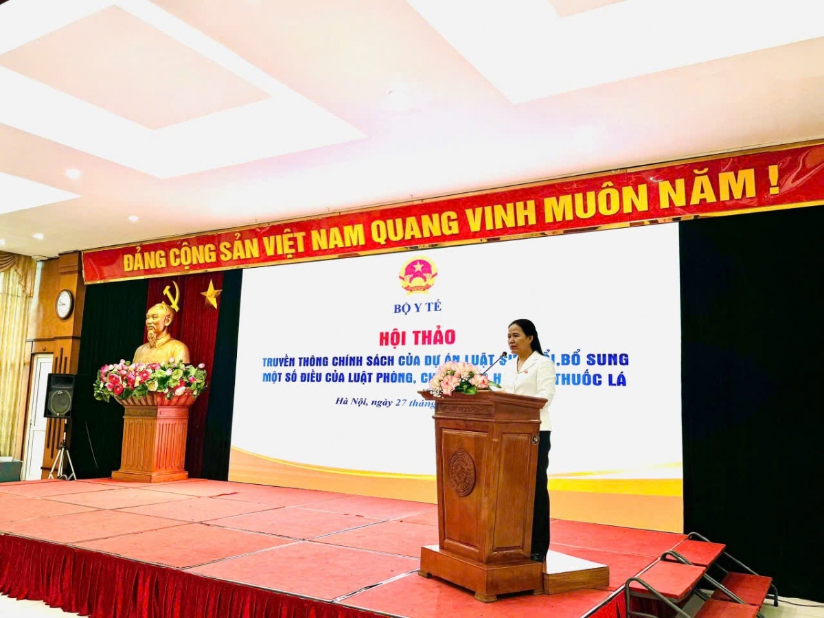 Bà Đỗ Thị Lan, Phó Chủ nhiệm Ủy ban Văn hóa và Xã hội của Quốc hội phát biểu