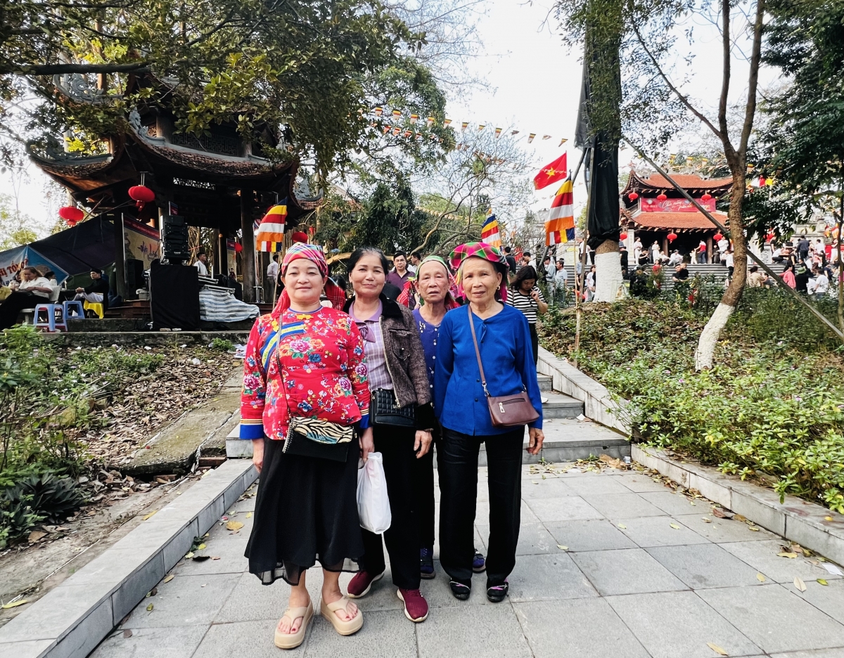 Trẩy Hội Lim – theo câu Quan họ du xuân vùng Kinh Bắc