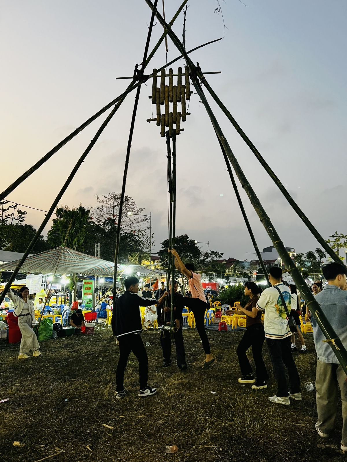 Trẩy Hội Lim – theo câu Quan họ du xuân vùng Kinh Bắc