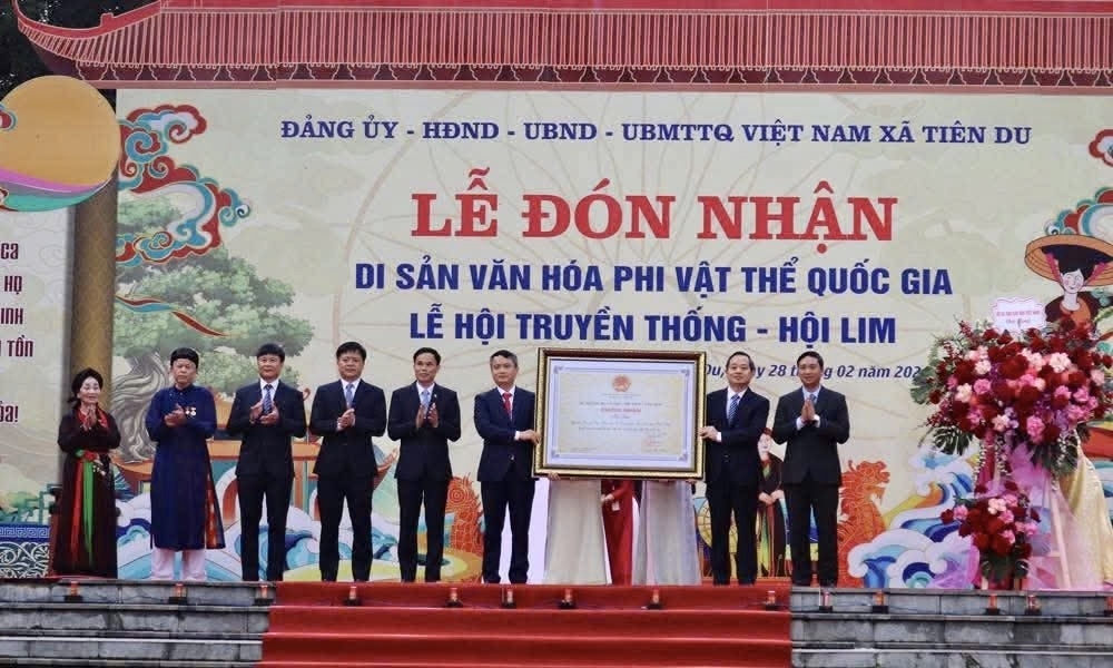 Trẩy Hội Lim – theo câu Quan họ du xuân vùng Kinh Bắc