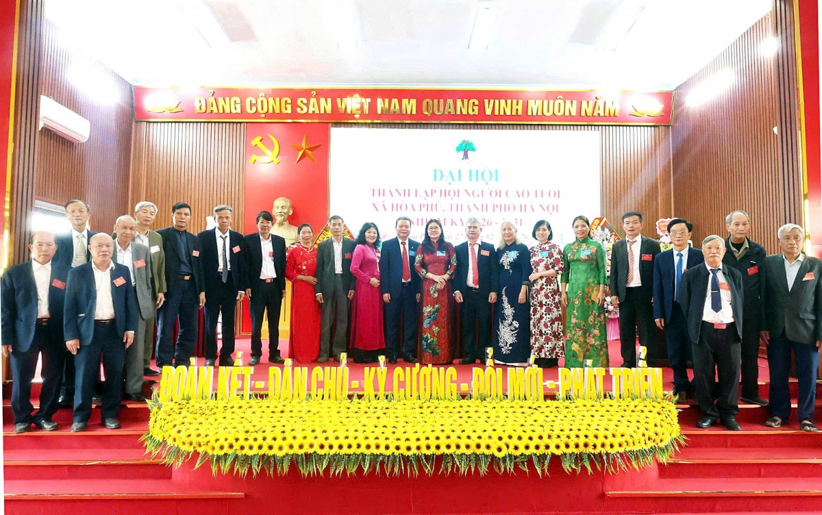 Ban Chấp hành Hội NCT xã Hòa Phú ra mắt Đại hội