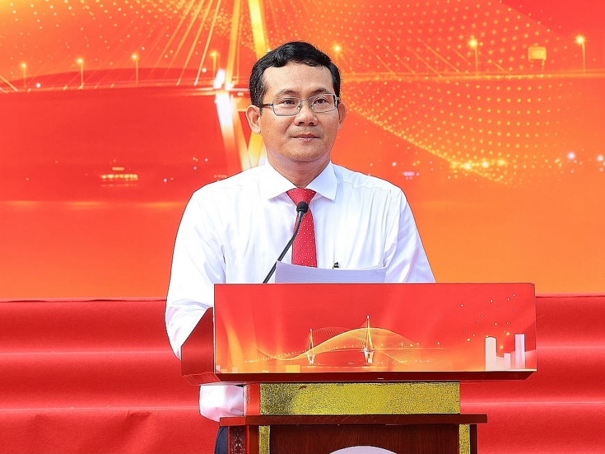 Ông Nguyễn Minh Tuấn, Phó Giám đốc Sở Văn hóa, Thể thao và Du lịch TP. Cần Thơ phát biểu khai mạc 