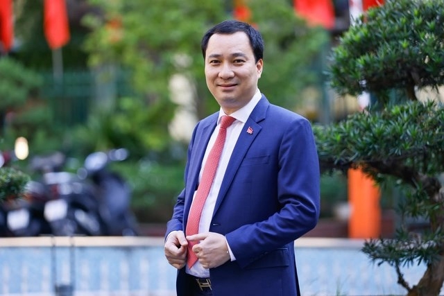 Ông Vũ Văn Tiến - Ủy viên Đoàn Chủ tịch Ủy ban Trung ương Mặt trận Tổ quốc Việt Nam, Ủy viên Ban Chấp hành Đảng bộ, Trưởng ban Tuyên giáo và Dân vận Đảng ủy Cơ quan Ủy ban Trung ương Mặt trận Tổ quốc Việt Nam, Bí thư Chi bộ, Trưởng ban Tuyên giáo Cơ quan Ủy ban Trung ương Mặt trận Tổ quốc Việt Nam