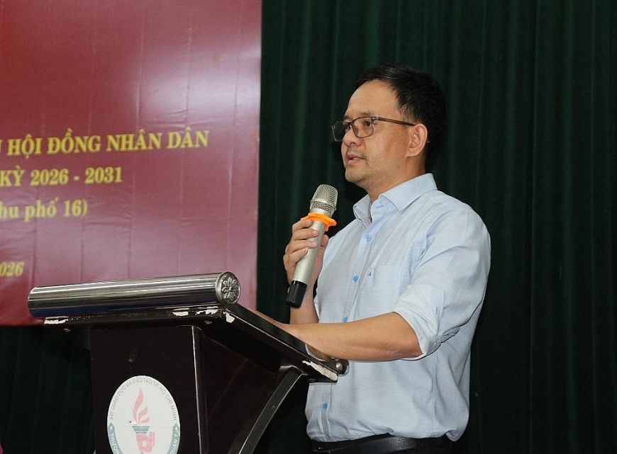 Ông Nguyễn Văn Nam, Trưởng phòng Kinh tế – Hạ tầng và Đô thị UBND phường Tân Hưng 