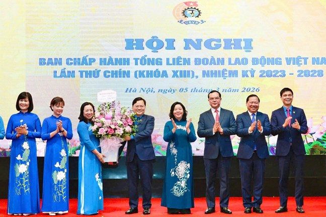 Ông Nguyễn Anh Tuấn được bầu giữ chức Chủ tịch Tổng LĐLĐ Việt Nam