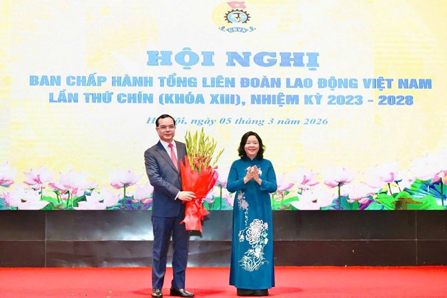 Ông Nguyễn Anh Tuấn được bầu giữ chức Chủ tịch Tổng LĐLĐ Việt Nam