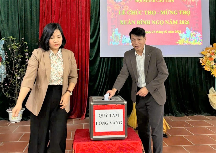 Đóng góp xây dựng quỹ Chăm sóc và Phát huy vai trò NCT nhân dịp Lễ mừng thọ ở tỉnh Thanh Hóa