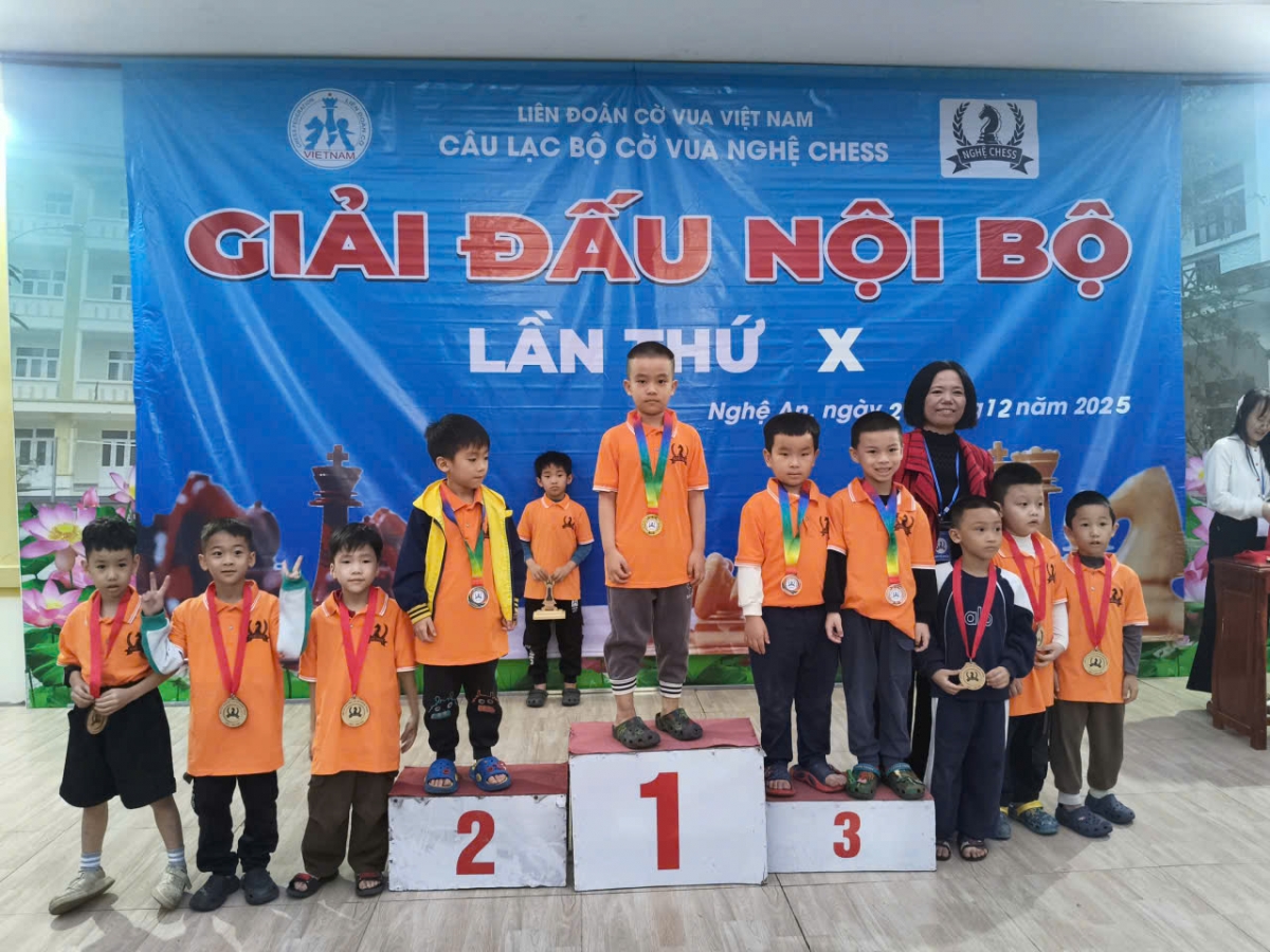 Niềm đam mê với môn cờ vua là động lực để cô Nguyễn Thị Mai luôn chỉnh chu trong từng giải đấu