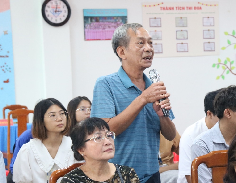 Cử tri người cao tuổi phường Tân Hưng quan tâm môi trường, an ninh trật tự và chăm sóc sức khỏe