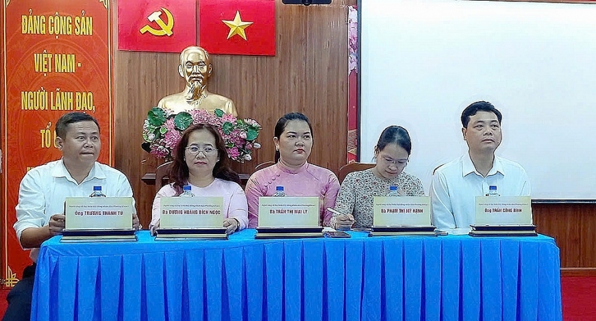 hội nghị tiếp xúc cử tri để các ứng cử viên đại biểu Hội đồng nhân dân phường Tân Hưng nhiệm kỳ 2026 – 2031