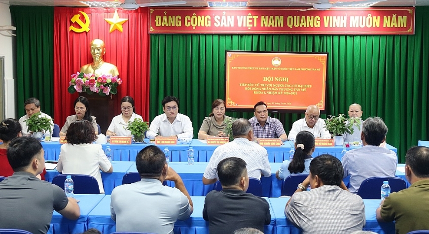 hội nghị tiếp xúc cử tri để các ứng cử viên đại biểu Hội đồng nhân dân phường Tân Mỹ nhiệm kỳ 2026 – 2031 trình bày chương trình hành động tại đơn vị bầu cử số 4 (gồm các khu phố 34, 35 và 36)