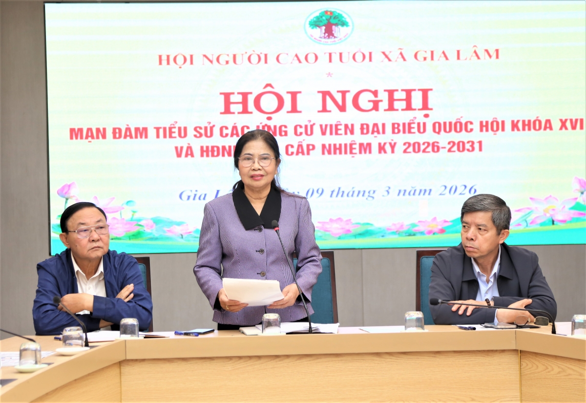 Bà Nguyễn Thị Dung, Chủ tịch Hội NCT xã Gia Lâm chủ trì Hội nghị