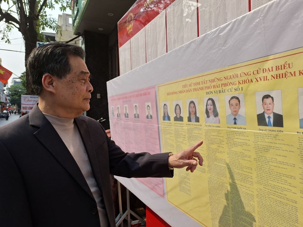 Thành phố Hải Phòng cũng đặc biệt quan tâm đến việc hỗ trợ các nhóm cử tri như người cao tuổi, người khuyết tật và thương, bệnh binh. 