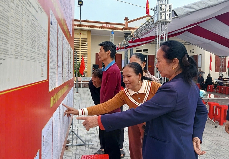 Cử tri cao tuổi Thanh Hóa hân hoan trong ngày bầu cử