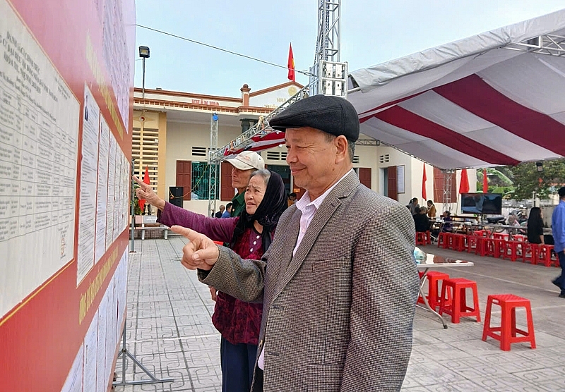 Cử tri cao tuổi Thanh Hóa hân hoan trong ngày bầu cử