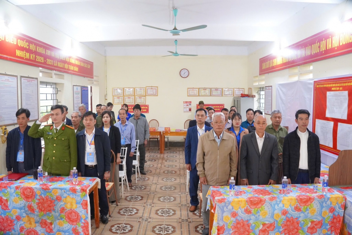 Phú Thọ: Người cao tuổi gương mẫu tham gia Ngày hội non sông