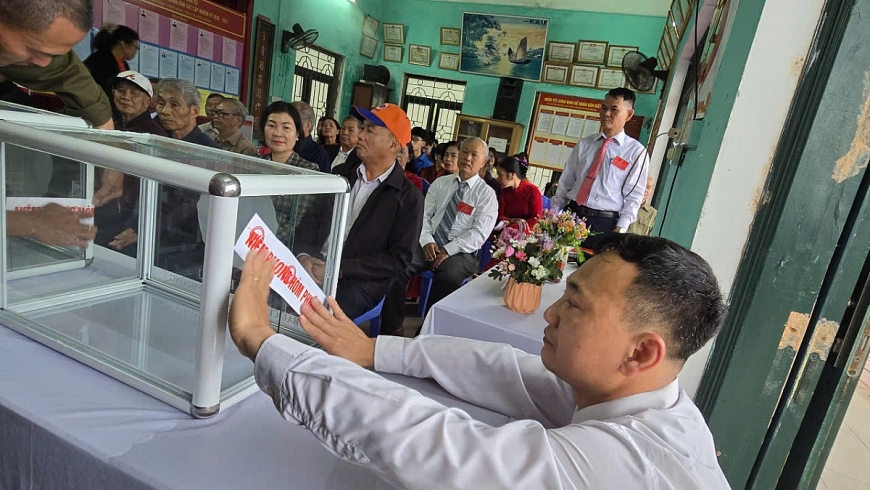 Quảng Ninh: Đến 11h30, gần 90% cử tri đã hoàn thành quyền bầu cử