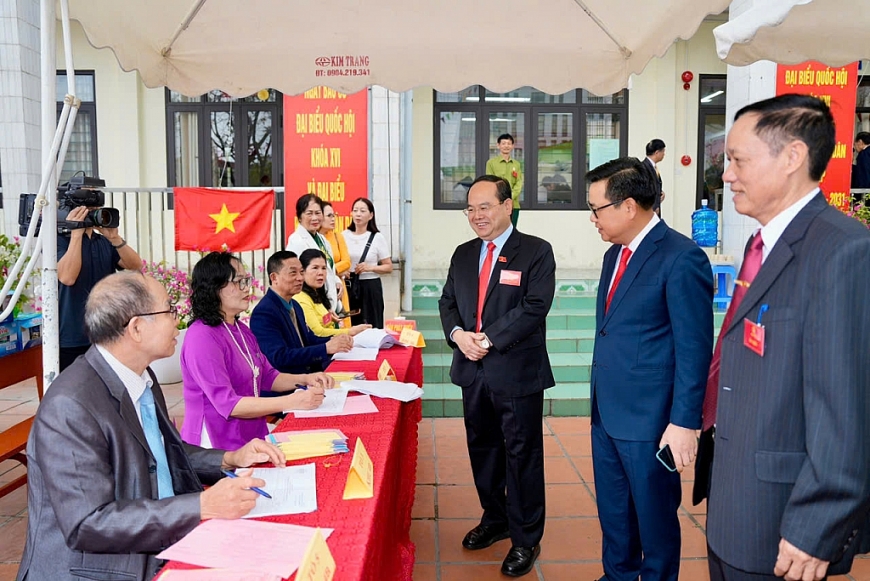 Quảng Ninh: Đến 11h30, gần 90% cử tri đã hoàn thành quyền bầu cử