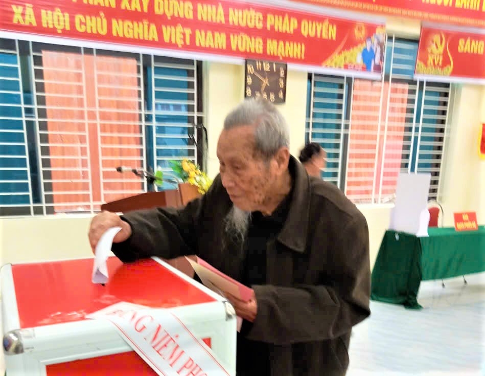 NCT xã Ứng Thiên, TP Hà Nội thực hiện bỏ phiếu