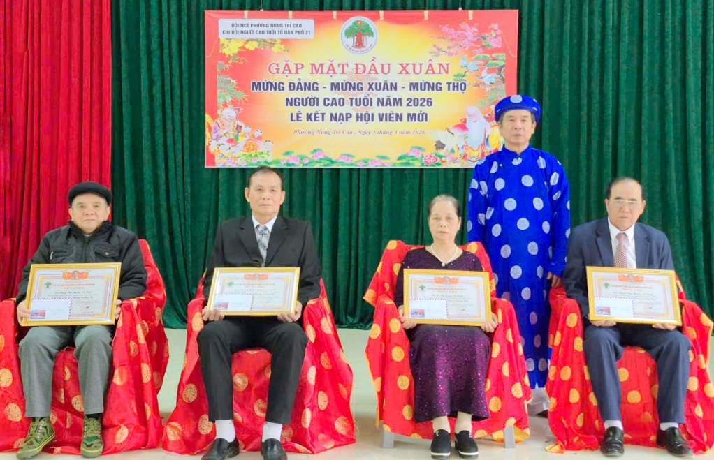 Mừng thọ NCT phường Nùng Trí Cao nhân dịp Xuân Bính Ngọ 2026