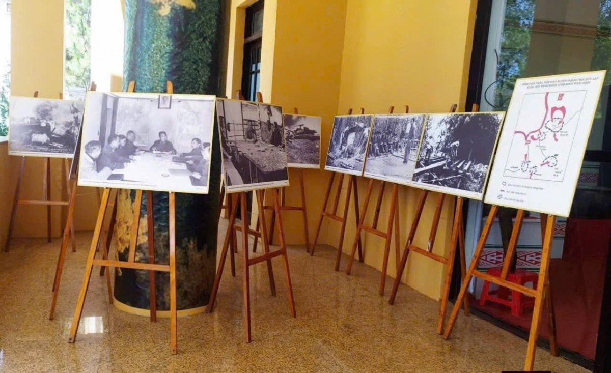 Những hình ảnh tư liệu trong triển lãm