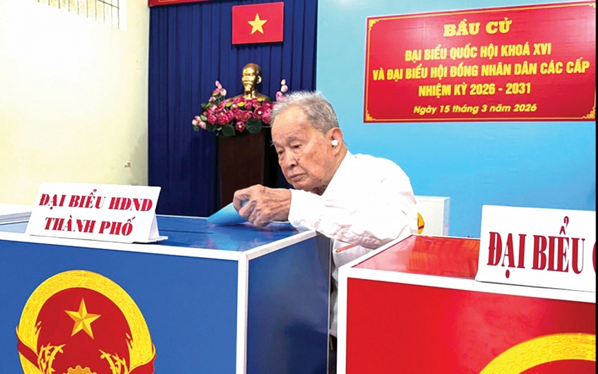 Những cử tri trăm tuổi trong Ngày hội non sông