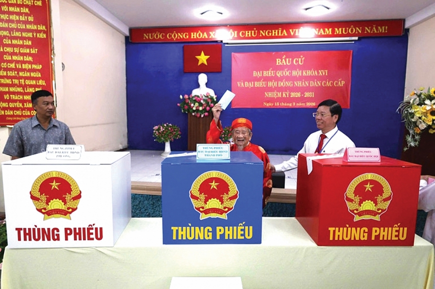 Những cử tri trăm tuổi trong Ngày hội non sông