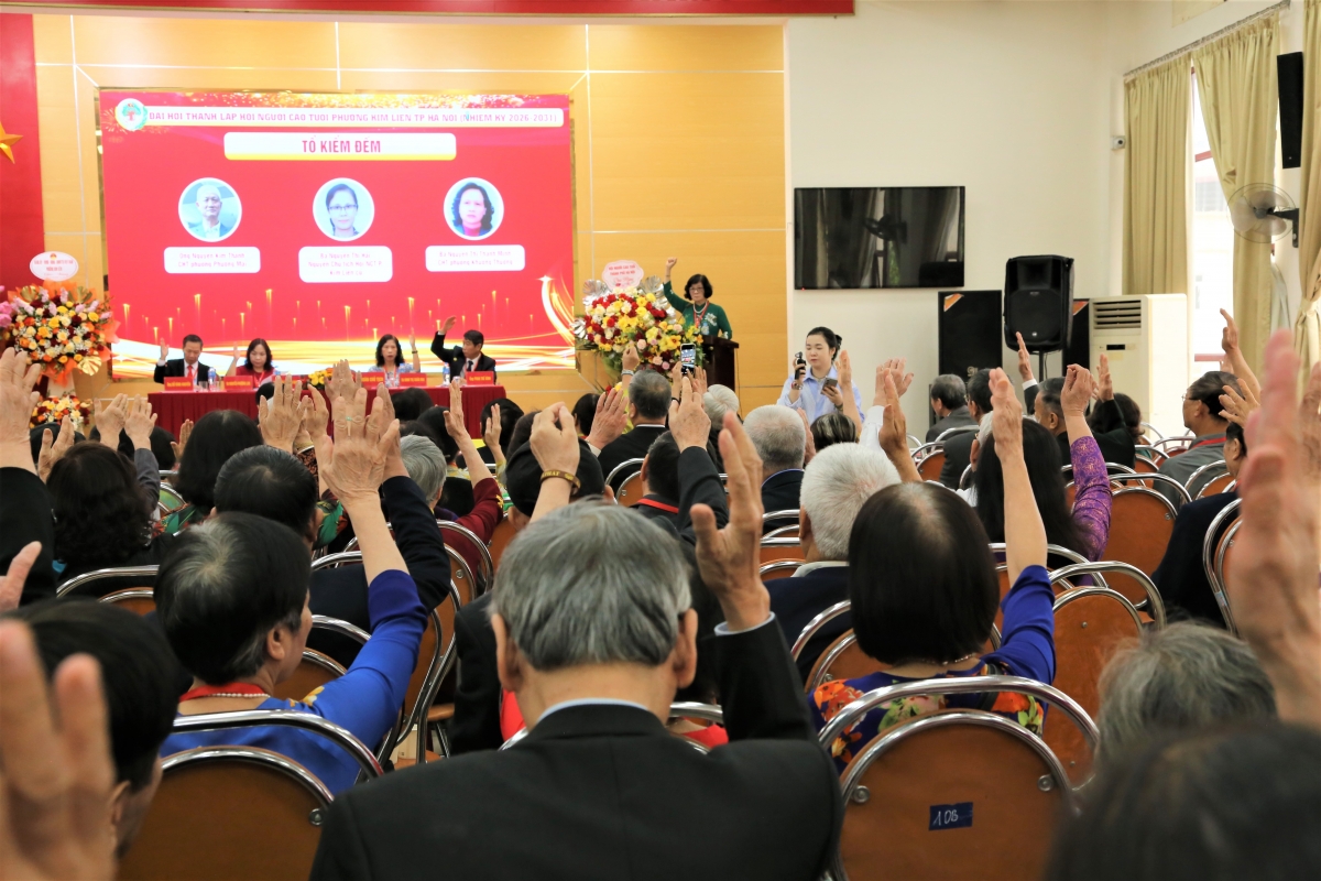 Đại biểu biểu quyết bầu Ban Chấp hành, Ban Kiểm tra